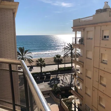 Building Oceanfront, Torild Apartmán Calafell